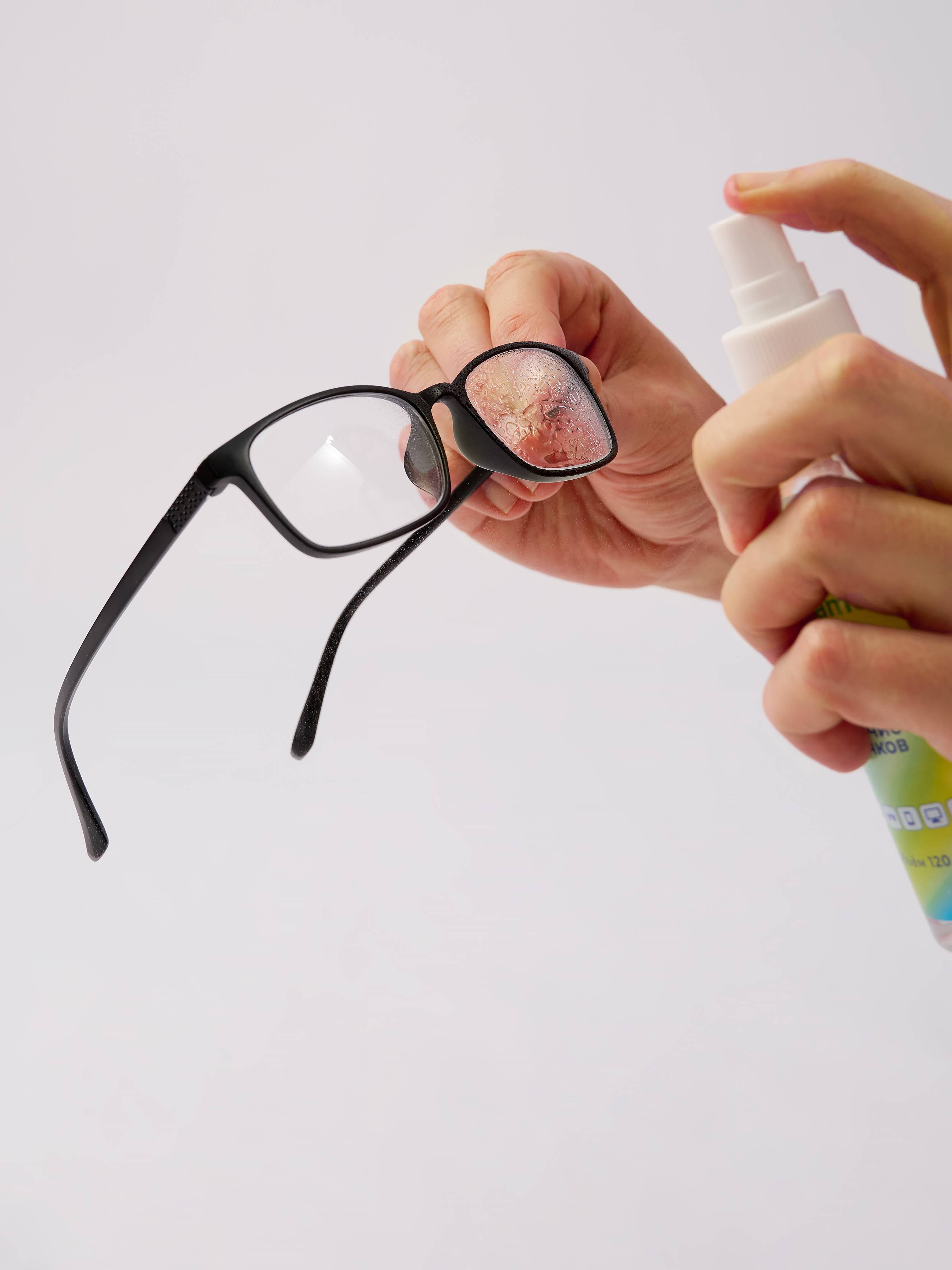 Lokamed Cleaning Spray, Wipe, and Screwdriver Kit for Eyeglasses, Phones, Monitors, and Optics #4