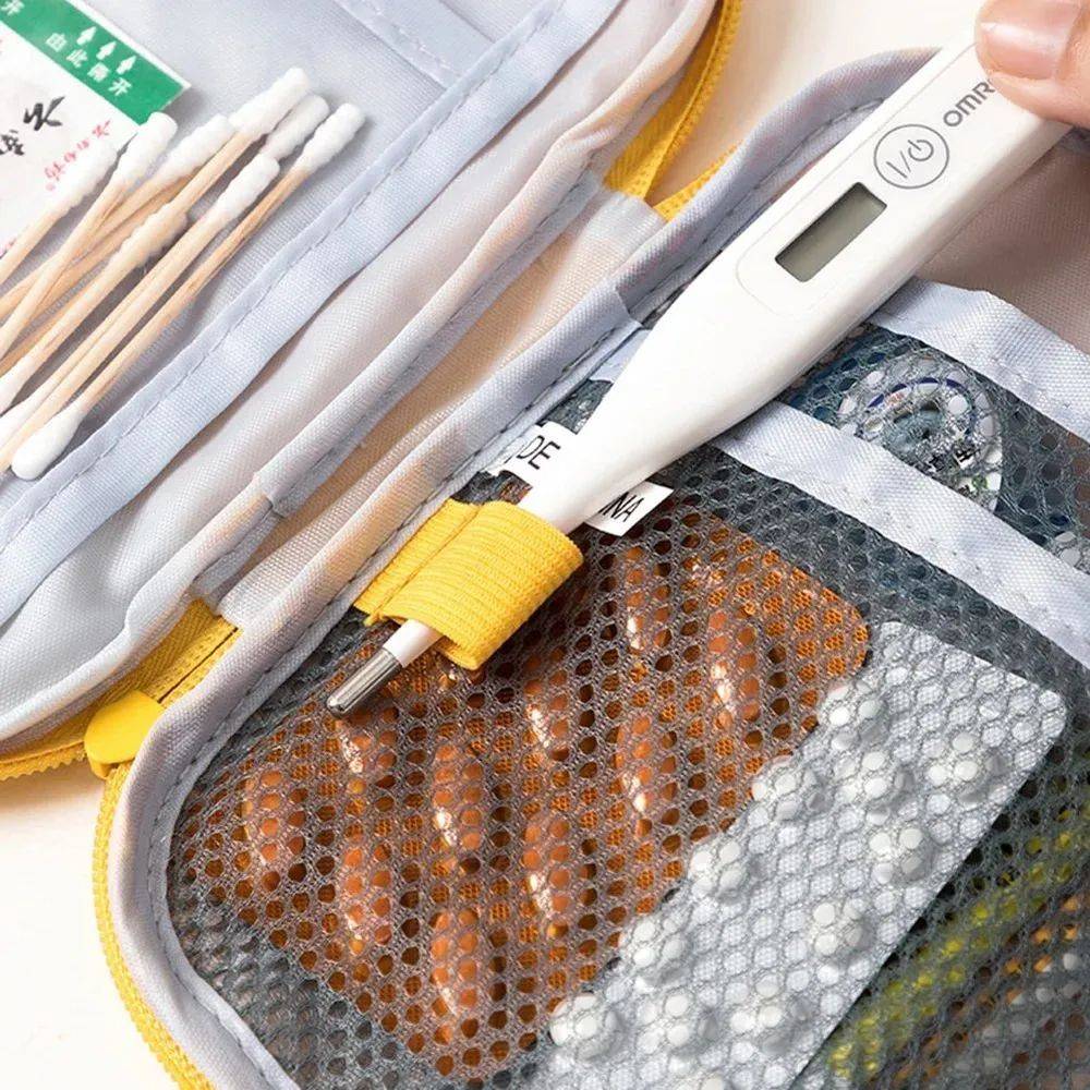 Waterproof Oxford Cloth Hiking First Aid Kit #10