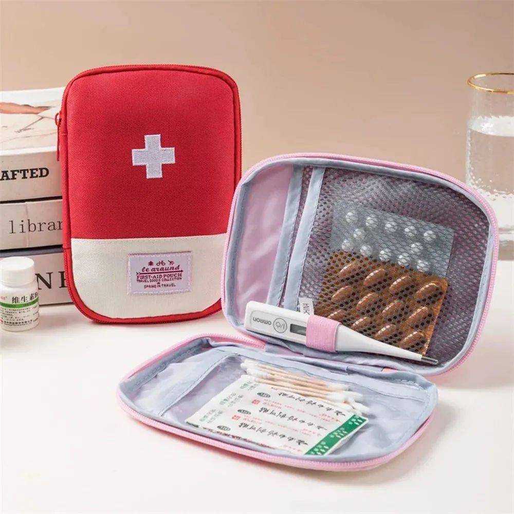 Waterproof Oxford Cloth Hiking First Aid Kit #5