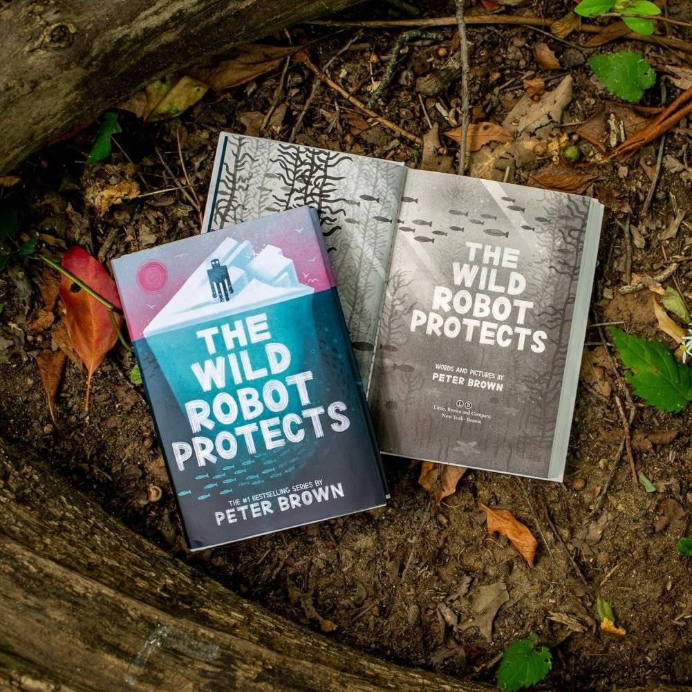 The Wild Robot Protects фото книги 2