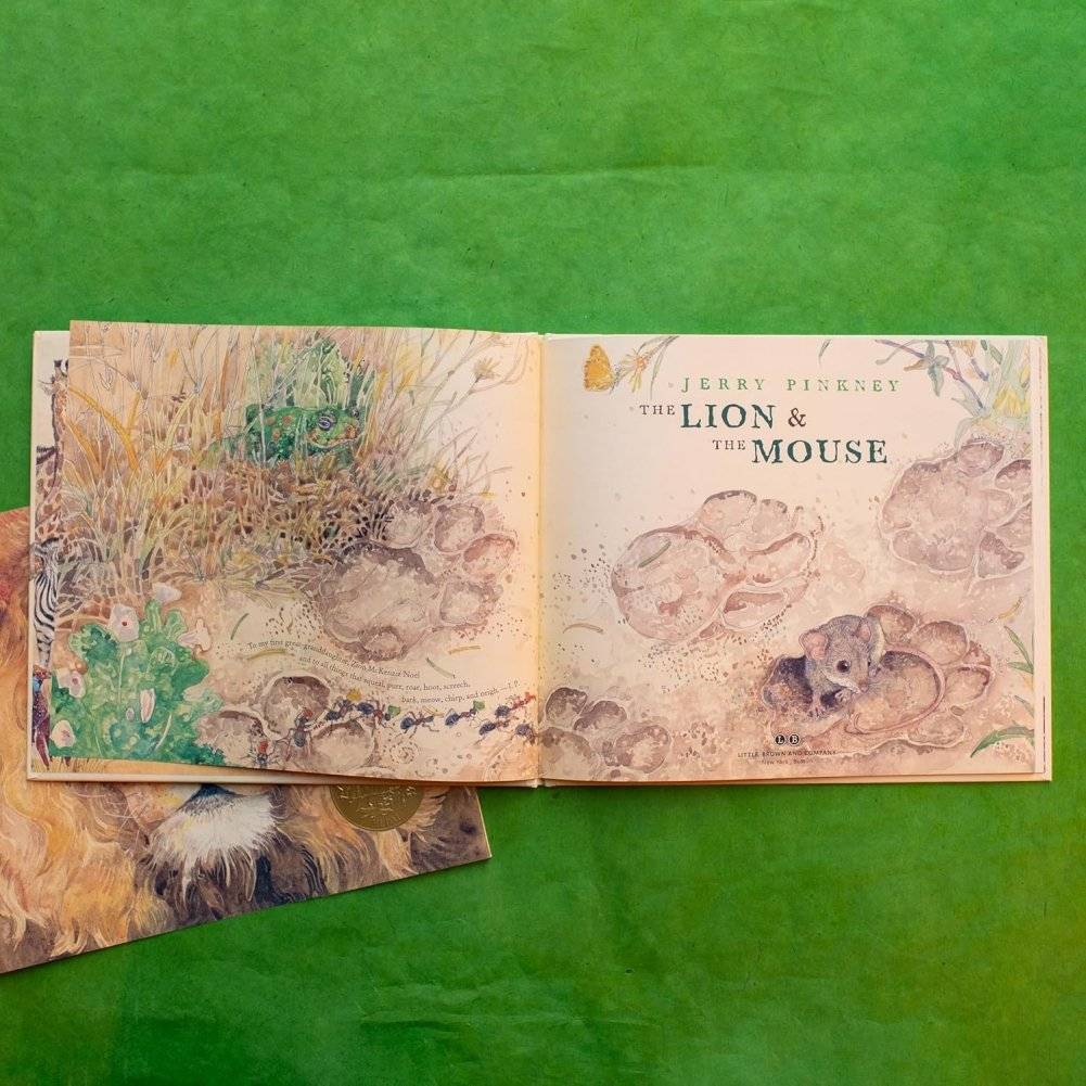 The Lion & the Mouse фото книги 5